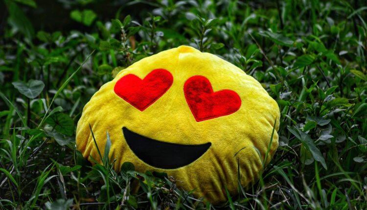 Novos emojis 2024: Quais chegaram e o que cada um significa