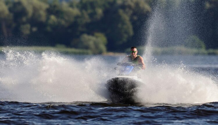Quanto Custa um Jet Ski Novo: Preços e Modelos 2025