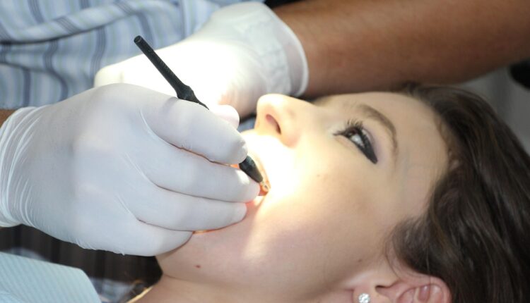 Odontologia Áreas de Atuação: Especialidades Completas