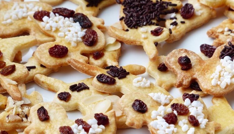 Massa de Biscuit com Farinha de Trigo e Cola: Receita Fácil